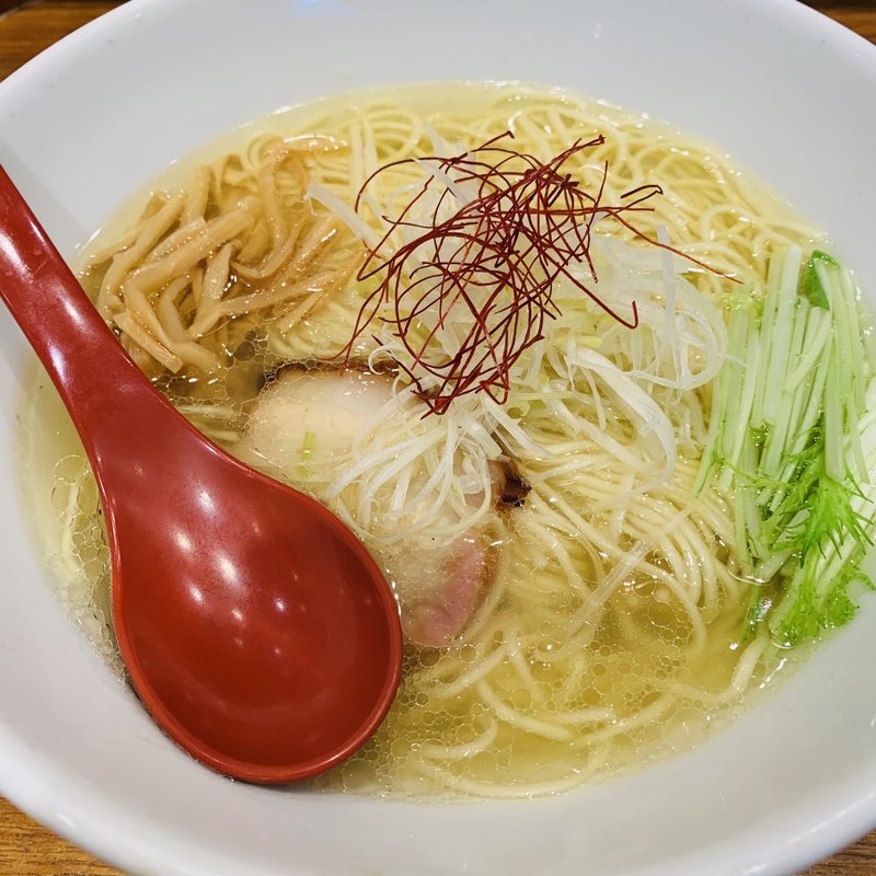 香彩鶏だし塩らーめん(麺屋 翔 御徒町店)