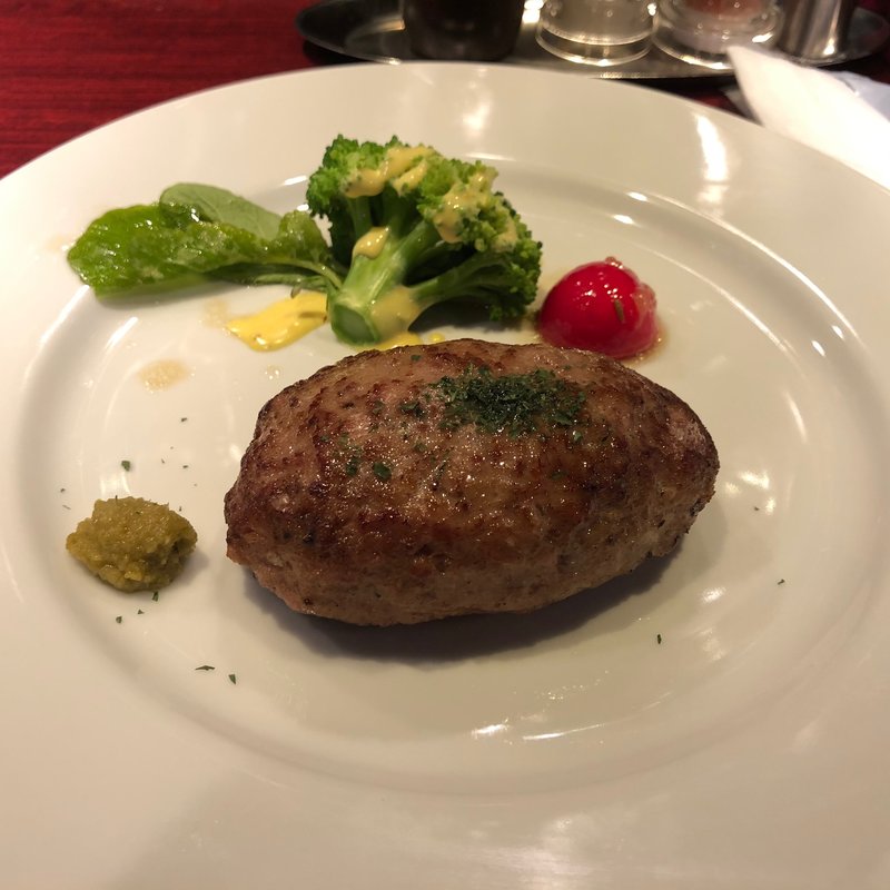 ドミグラスハンバーグ(レフレール Les Freres)