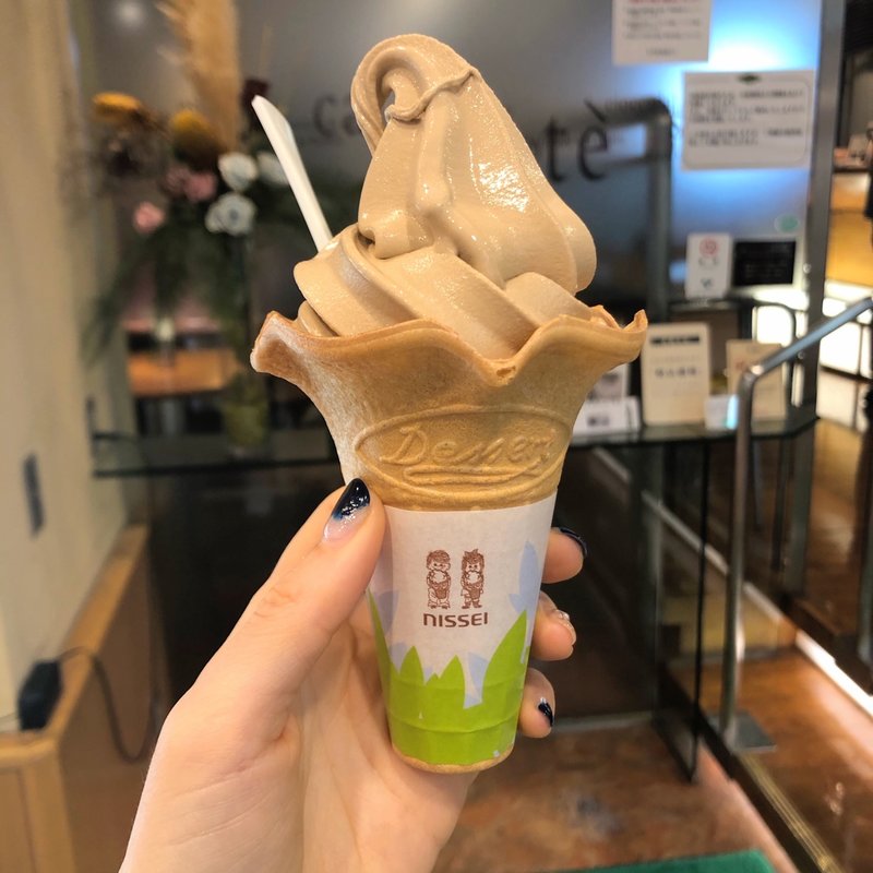 モカソフトクリーム(玉川高島屋ショッピングセンター本館３階ジャルディーノ)