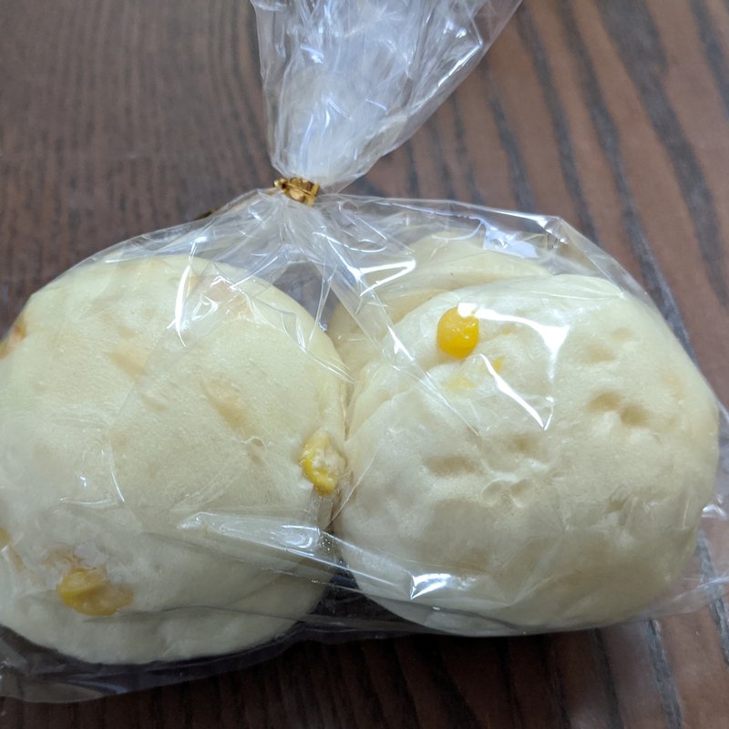 コーン・チーズパン(Boulangerie tekkona)