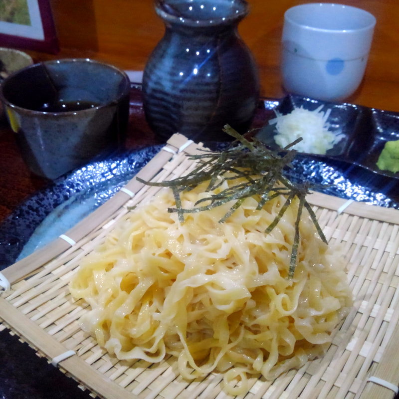 ざる生卵めん(お食事処　ひろ亭)