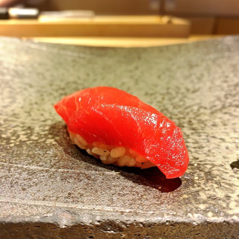 鮪のサク漬け(西麻布 すし天)