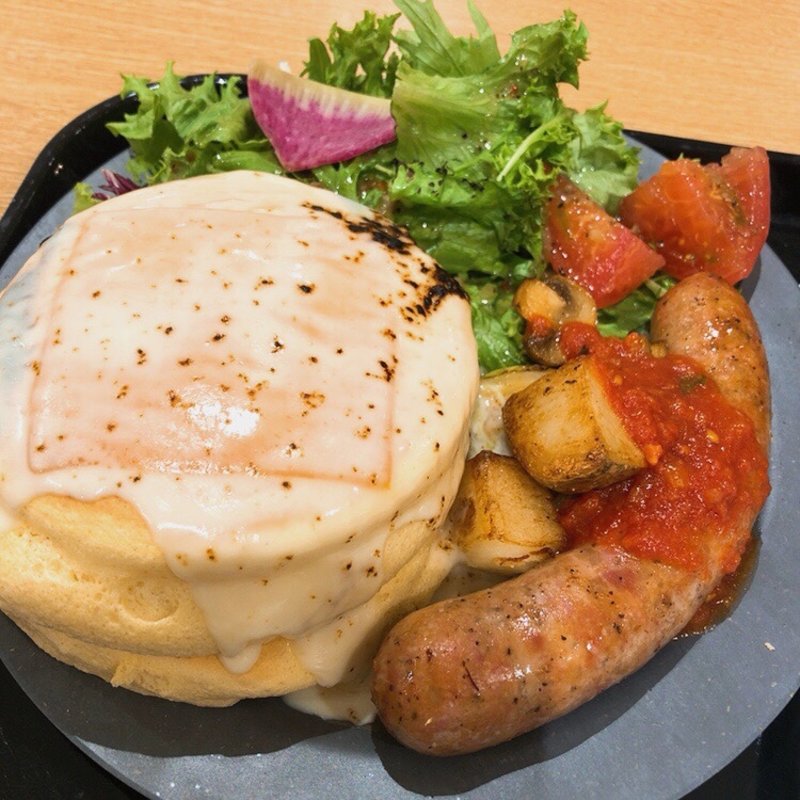 3種のチーズフォンデュ　グリルソーセージパンケーキ(ELK NEWYORK BRUNCH HIROSHIMA)