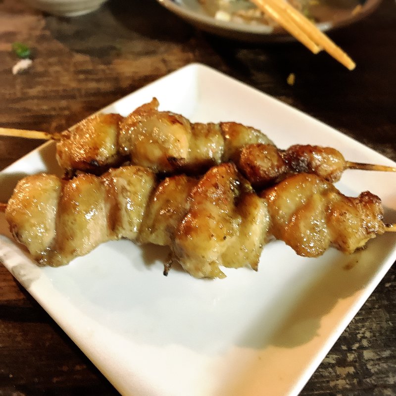 ぼんじり串焼き(赤○中目黒｜居酒屋)