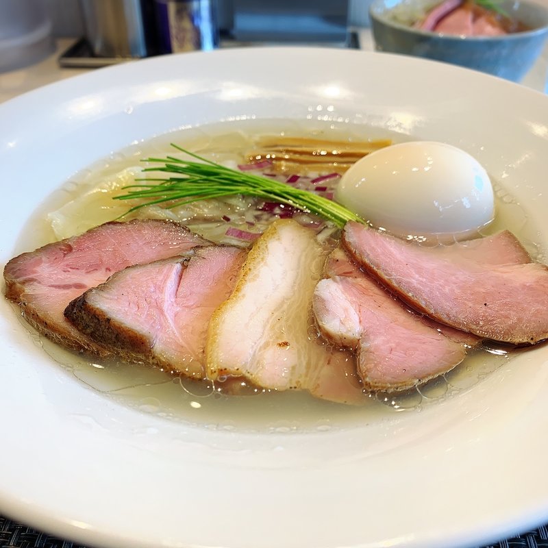 特製中華そば<塩>(宍道湖しじみ中華蕎麦 琥珀)