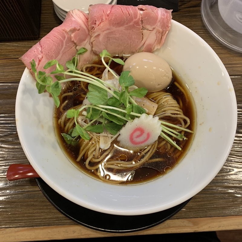 熟成醤油らーめん(金彩〜KinIro〜)