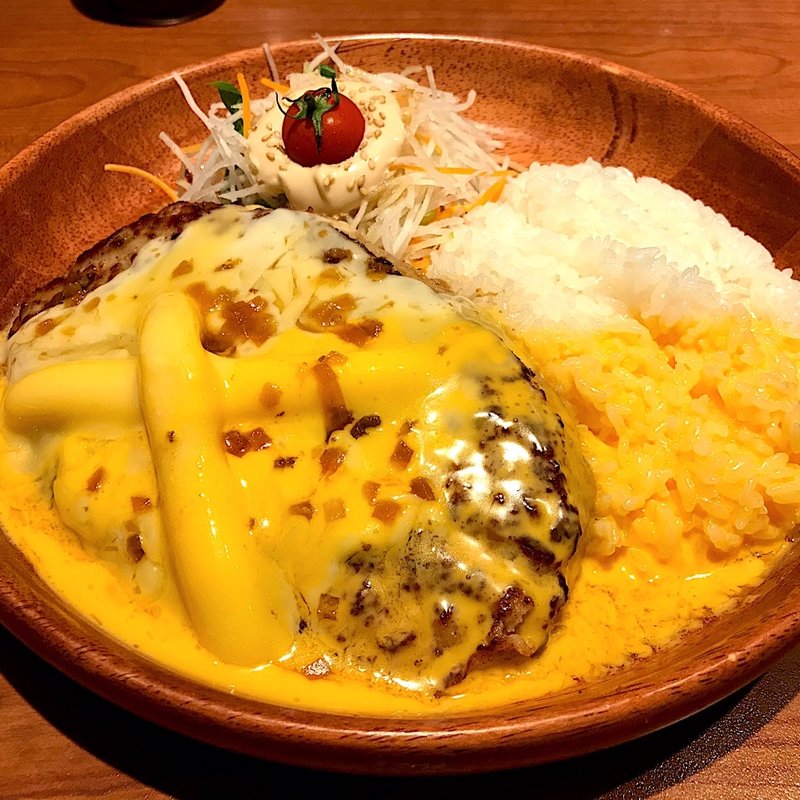 チーズ三昧バーグディッシュイエロー(びっくりドンキー池袋サンシャイン通り店)