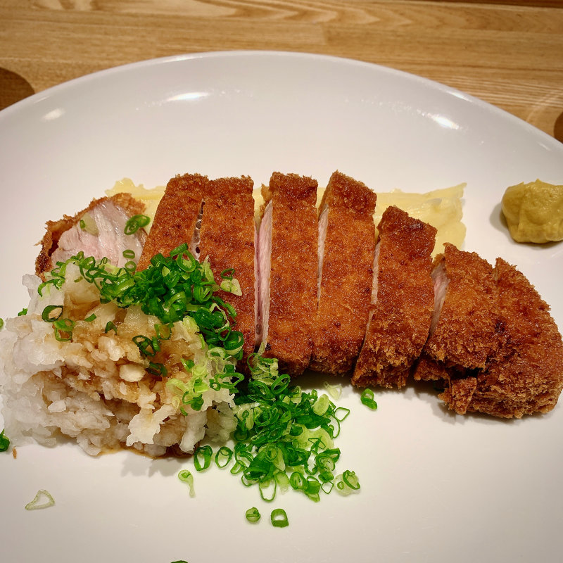 ポークカツレツ(洋食 おがた )