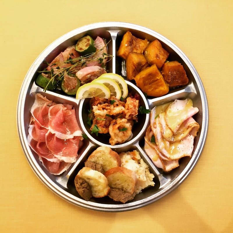 前菜の盛り合わせ3人前(ラゴッチャ東京)