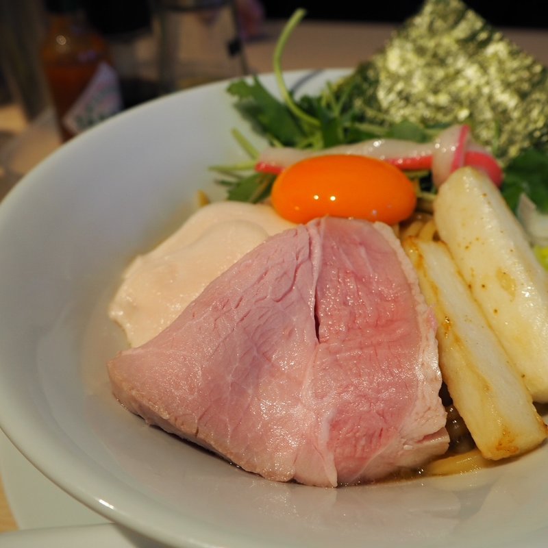 特製濃厚卵のまぜSOBA(むぎとオリーブ 銀座店)