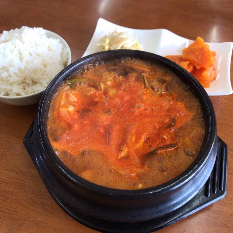 牛すじスンドゥブ(韓家 （ハンヤ）)