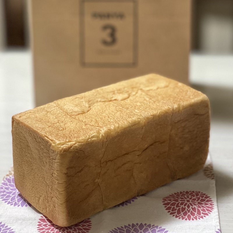 高級潤い食パン(PANYA3)