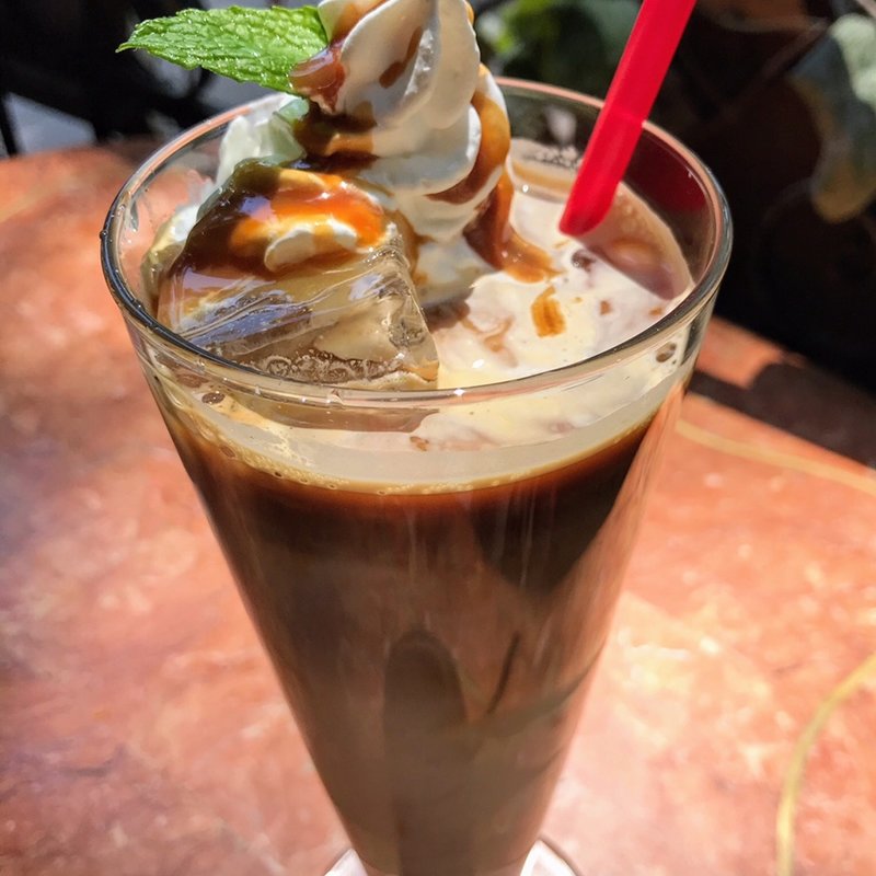 カフェラテ(cafe&bar PERMS)