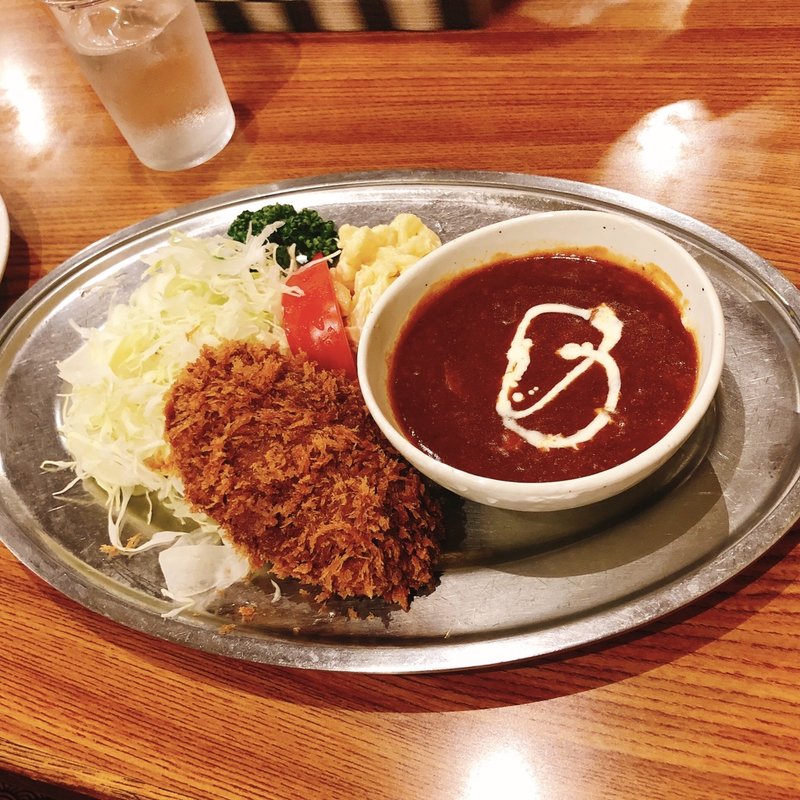 ポークストロガノフとメンチカツ(洋食 大吉)