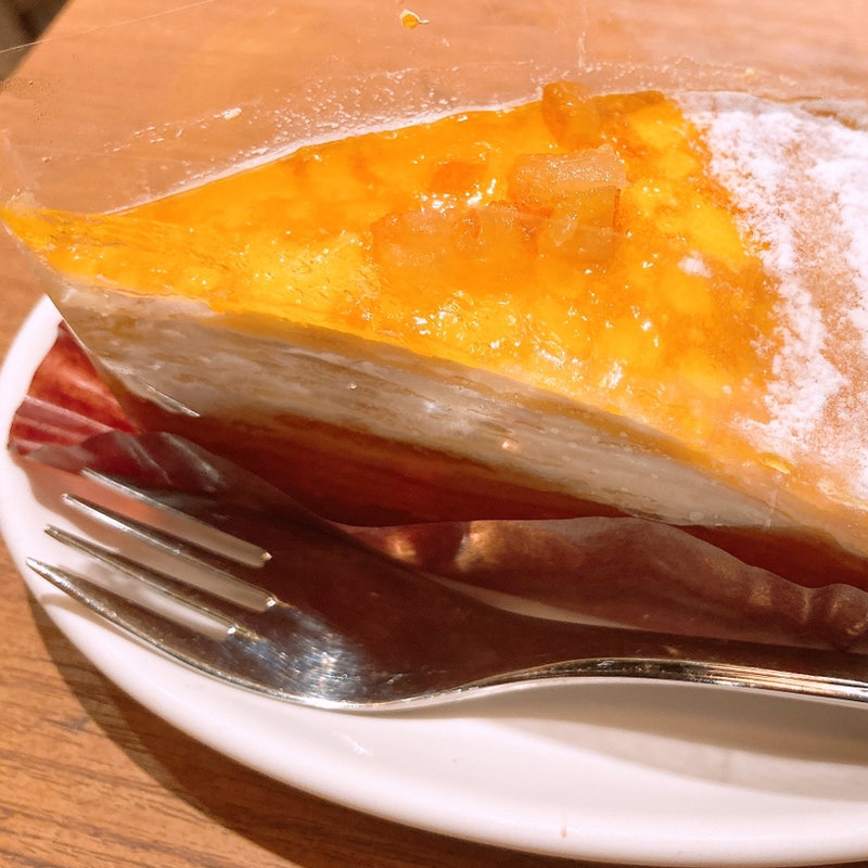 オレンジキャラメルミルククレープ(PRONTO新宿駅東口店)