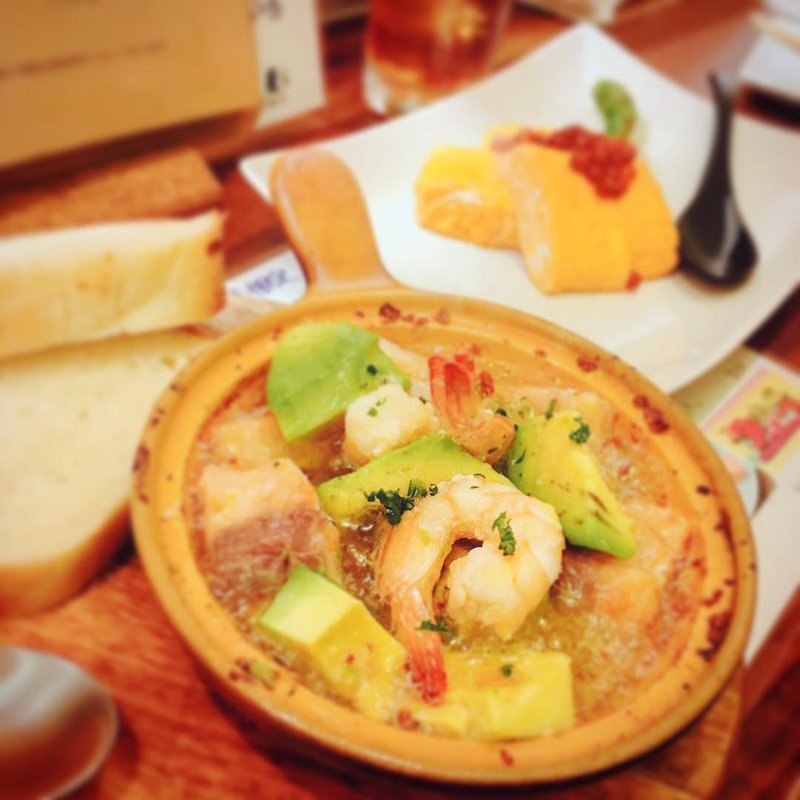 (サーモンバル パーシャ)