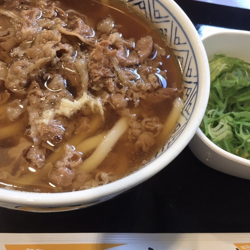 肉うどん(すなだ どんどん 箱崎T-CAT店)