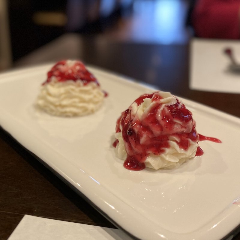 長芋のブルーベリーソースがけ(中華四季彩料理 味昇)