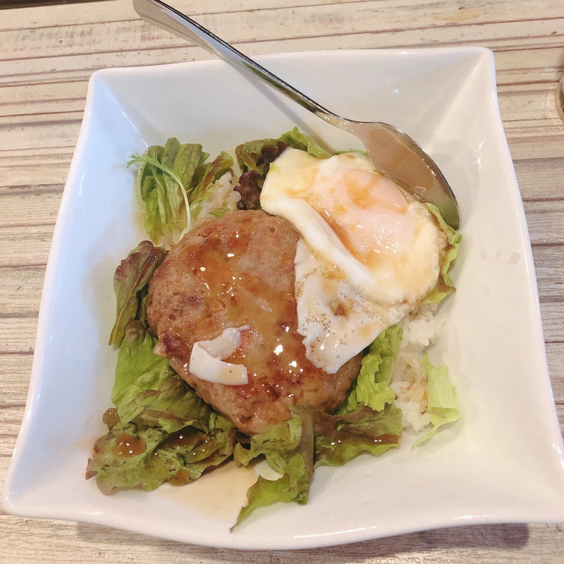 ロコモコ丼(ジャノメキッチンじざい武蔵小金井)