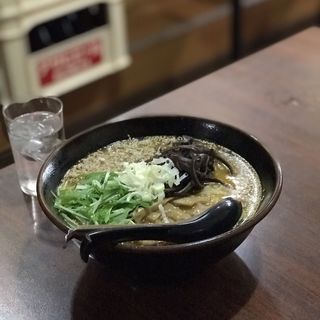 ニュータンタン麺(ニューたんたんめん)