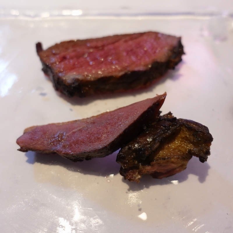 ジャージー牛と鴨(ウシマル （USHIMARU）)