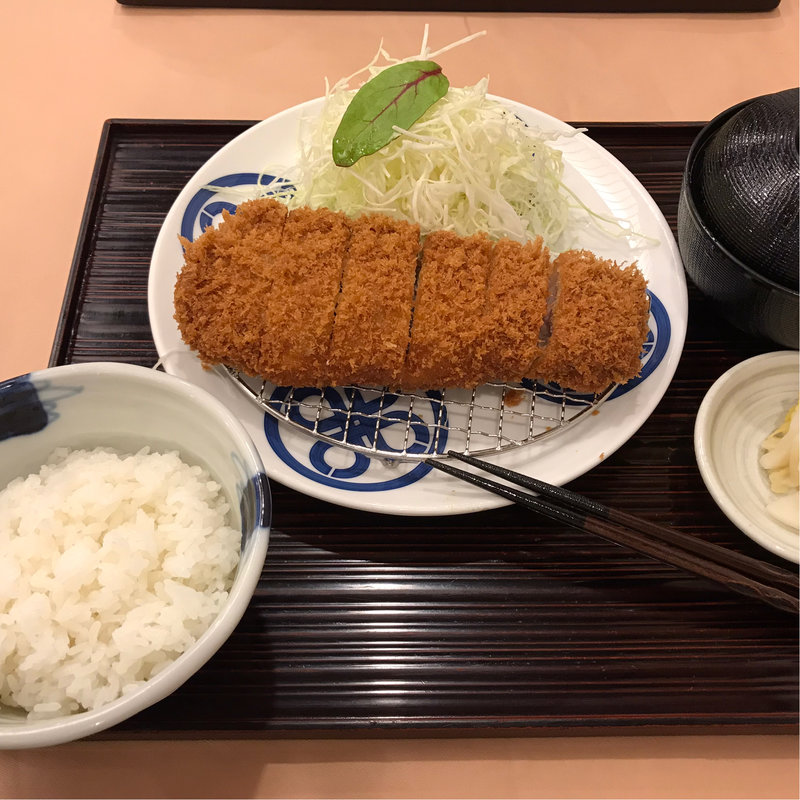 甘い誘惑特ロース膳(とんかつまい泉 青山本店)
