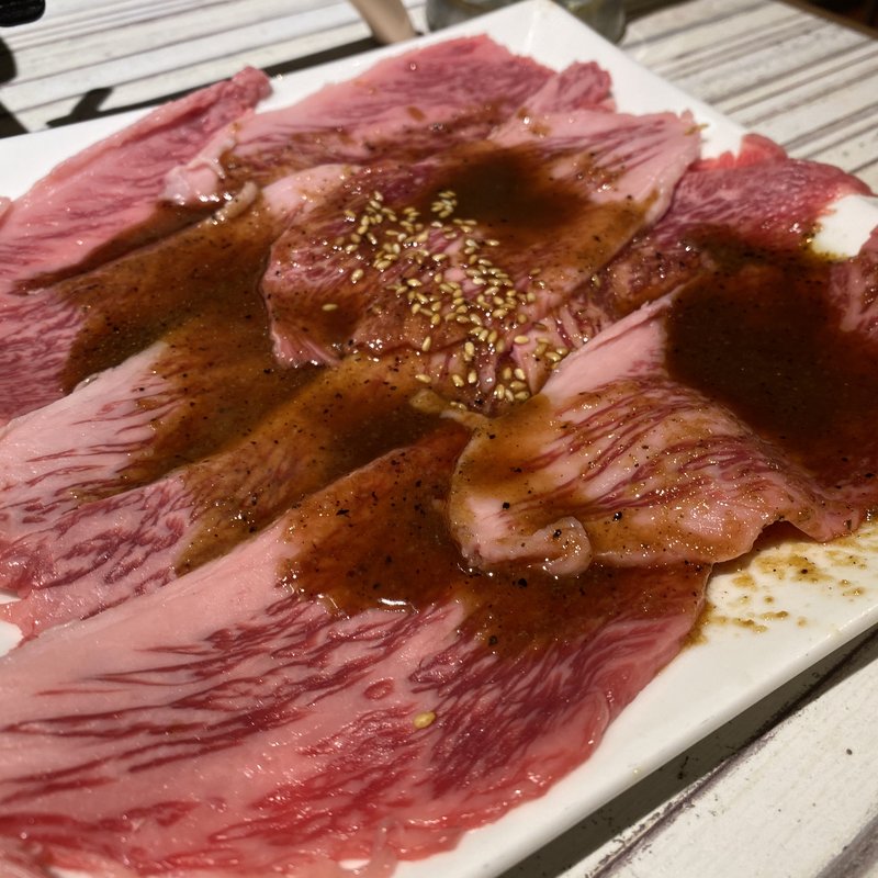 ロース(焼肉・ホルモン料理 とらじ亭 神田店)