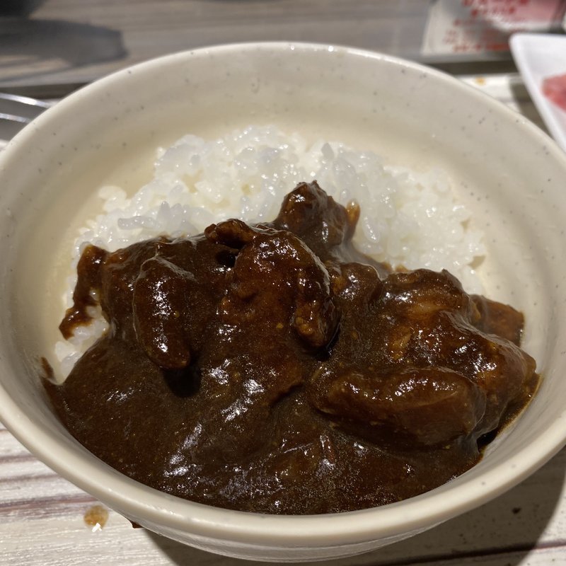 黒毛和牛カレー(焼肉・ホルモン料理 とらじ亭 神田店)