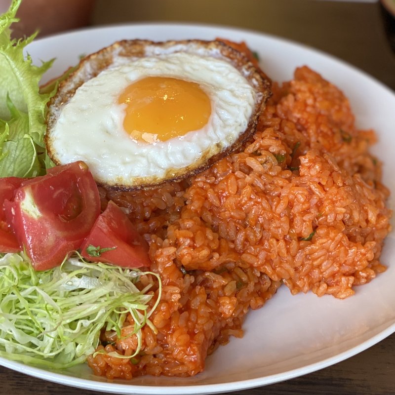 チキンライス 大盛り(秋山食堂 )