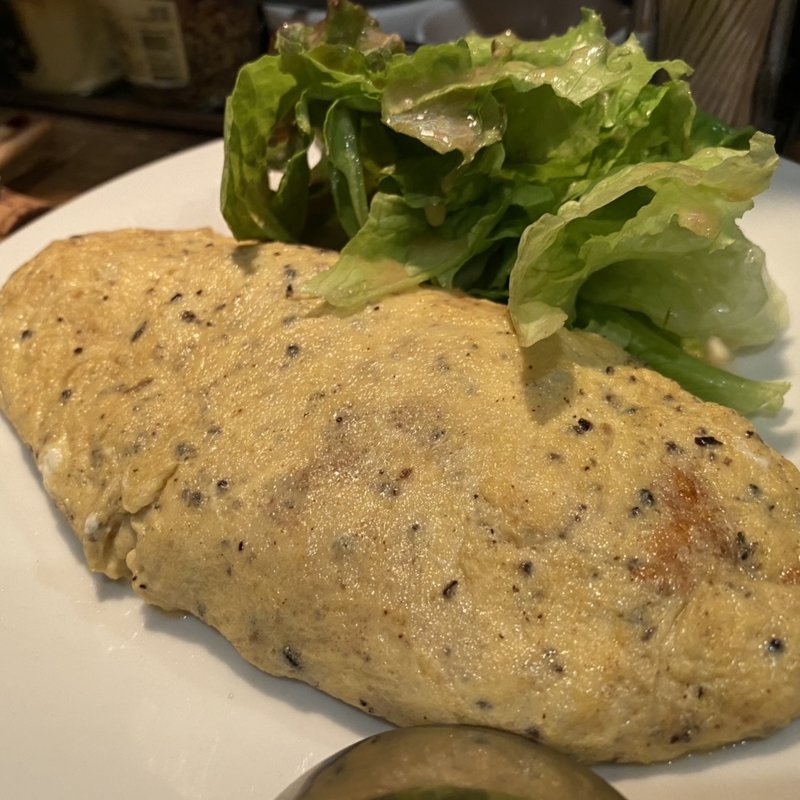 こだわり卵とトリュフの極上オムレツ(ヴァンピックル 銀座 （vinpicoeur）)