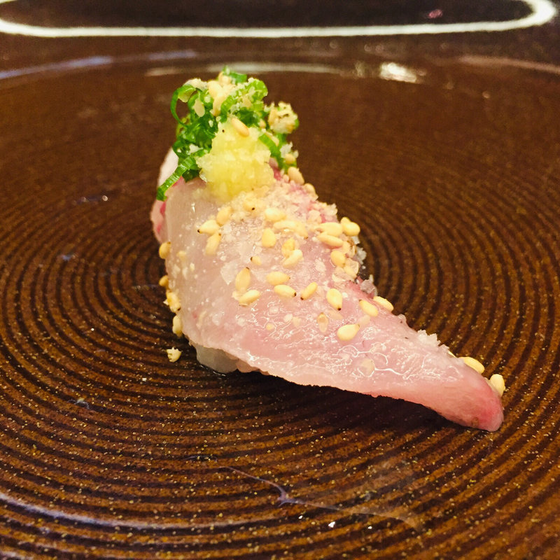 真鯵の握り(紫光 （しこう）)