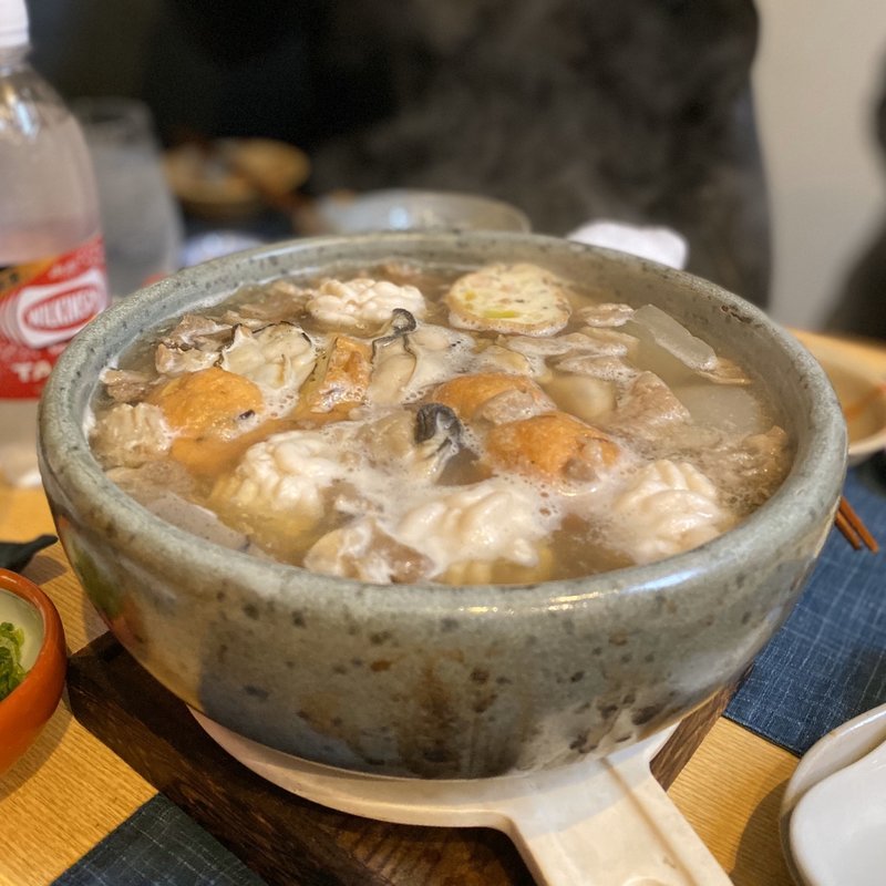 おでん盛り合わせ(牡蠣、白子、大根、牛すじ、海老しんじょ、里芋、こんにゃく)(もりなが )