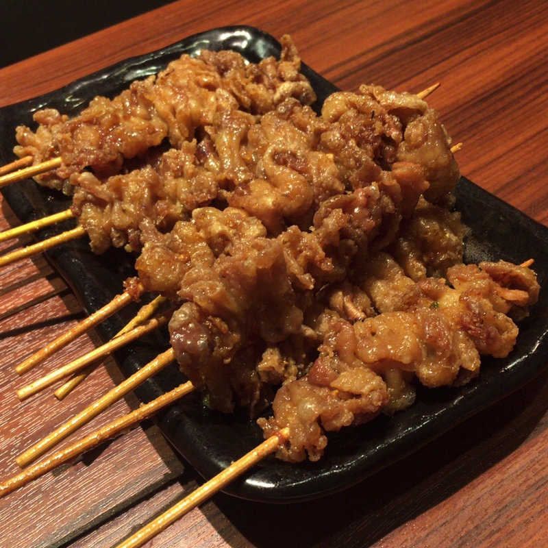 秘伝かわ串  10本+1本サービス(水炊き・焼鳥・鶏餃子 とりいちず 赤羽東口駅前店)