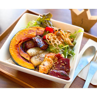 10品目野菜のベジボウル(Cafe Chater)