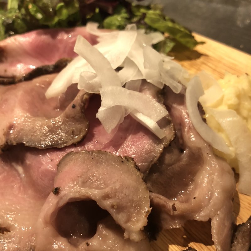 イベリコ豚でローストポーク　マッシュポテト添え(イベリコバル・ディッチャ)