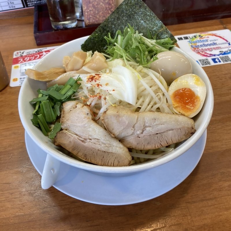 濃厚まぜそば(麺屋しずる 刈谷逢妻店)