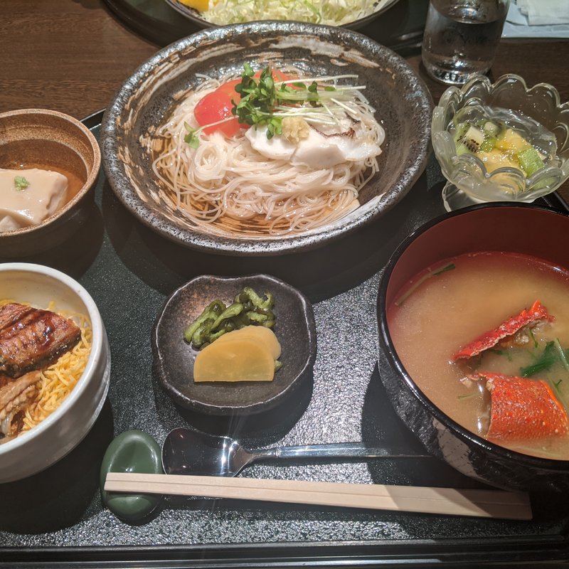冷やし鯛そうめんと鰻ご飯御膳(日本料理　春)