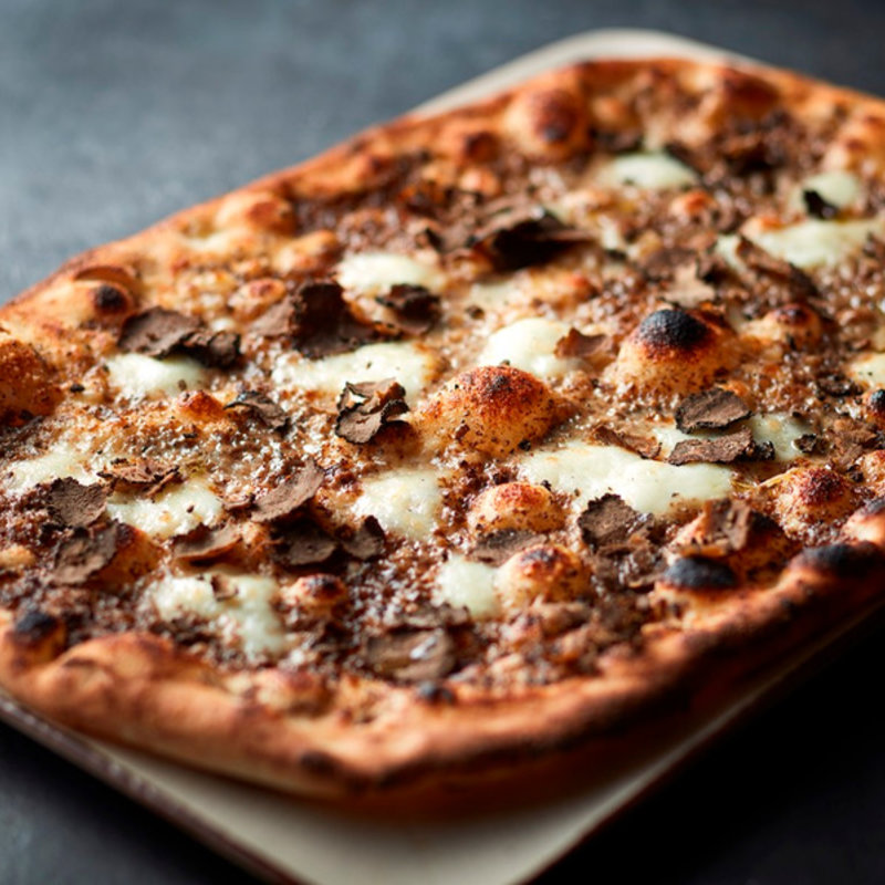 ピッツァ・タルトゥーフォ(オービカ モッツァレラバー 高輪店)