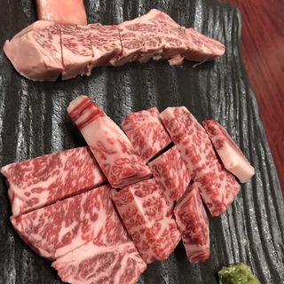 (くるま焼肉店 （クルマヤキニクテン）)