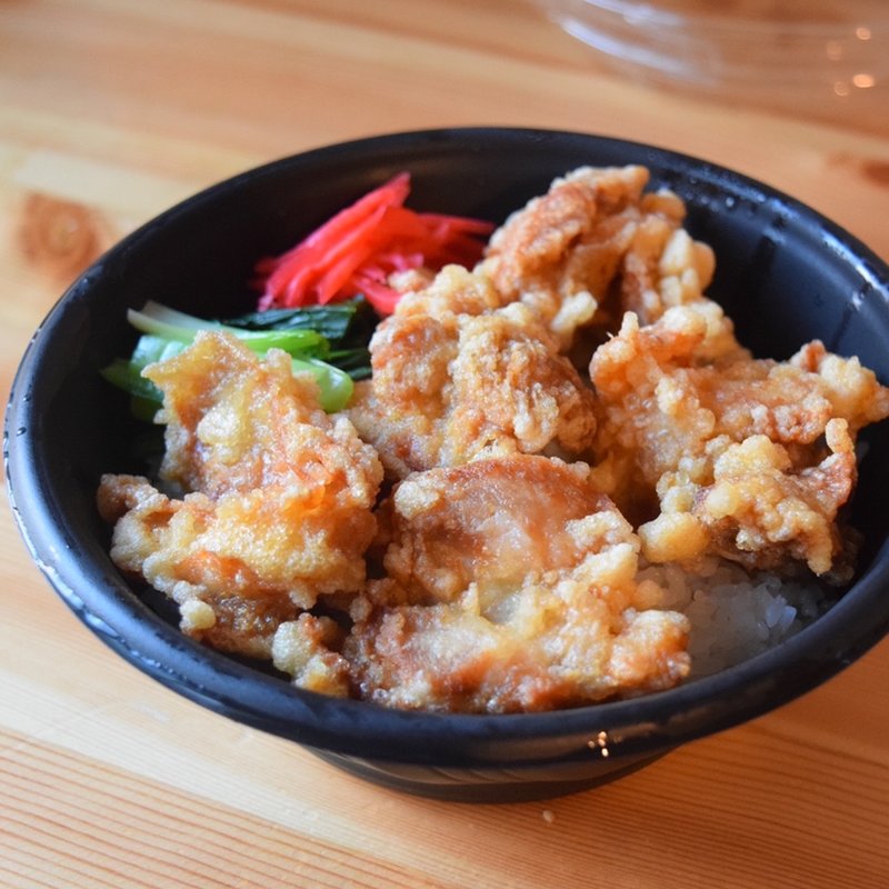 唐揚げ丼(大衆酒蔵 鳥益 新小岩)