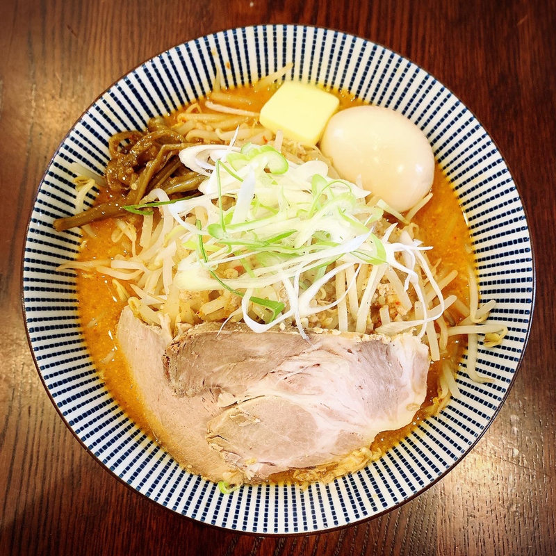 辛味噌らーめん( 灼味噌らーめん 八堂八（やどや）)