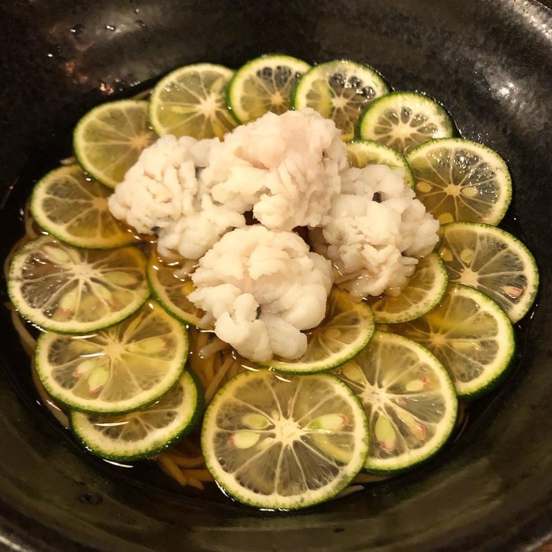 鱧とスダチの冷やかけ蕎麦(猫も杓子も)