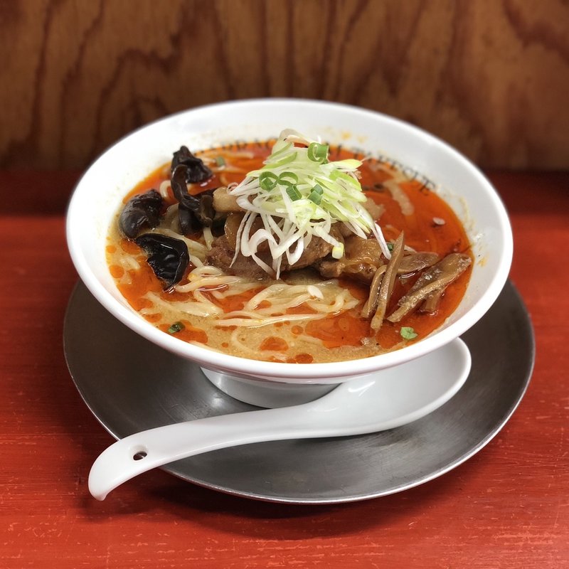 酸辣湯麺~豚トロ乗せ~(バラック ディー.エム竹末 （BARRACK D.M竹末）)