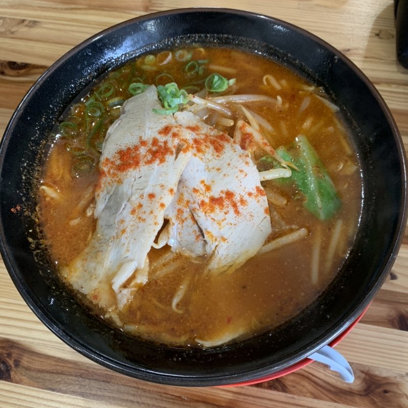 うま辛味噌ラーメン(日向味噌ぎ家)