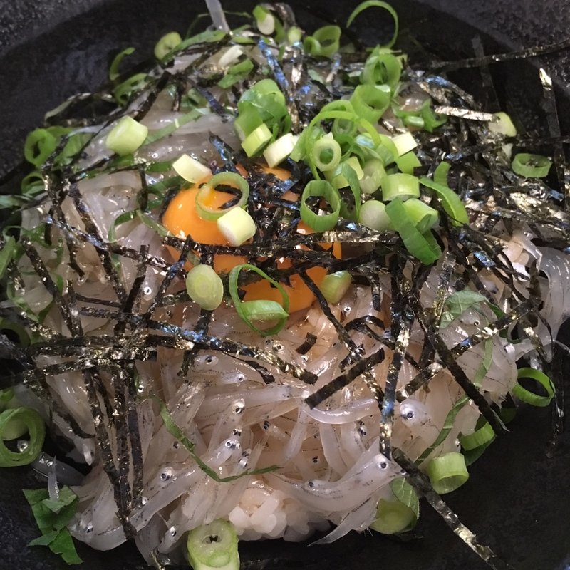 生しらす丼(きんちゃく家 )