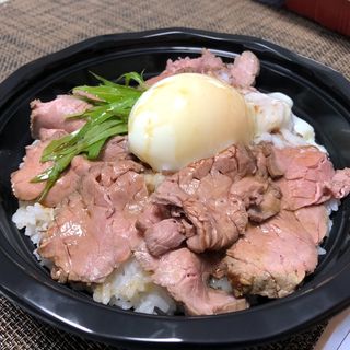 ローストビーフ丼(きまぐれDINING洋 )