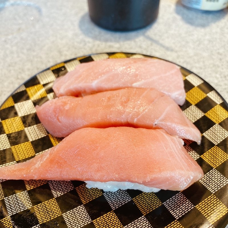 まぐろ三貫盛り(回転寿司みさき 武蔵小金井店)