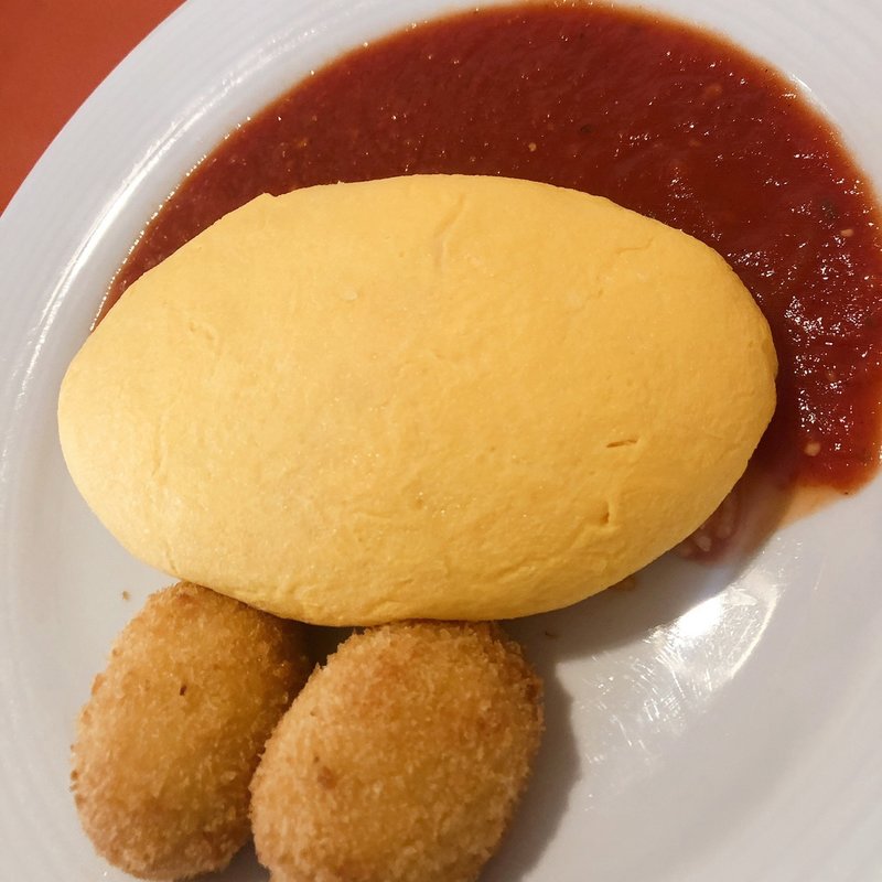 オムライス＆カニクリームコロッケのセット(煉瓦 （レンガ）)