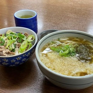 肉丼セット(めん処 土手嘉 岡町本店)