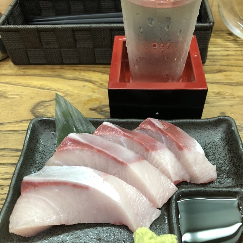 ぶり刺身(西大路御池 三日月)